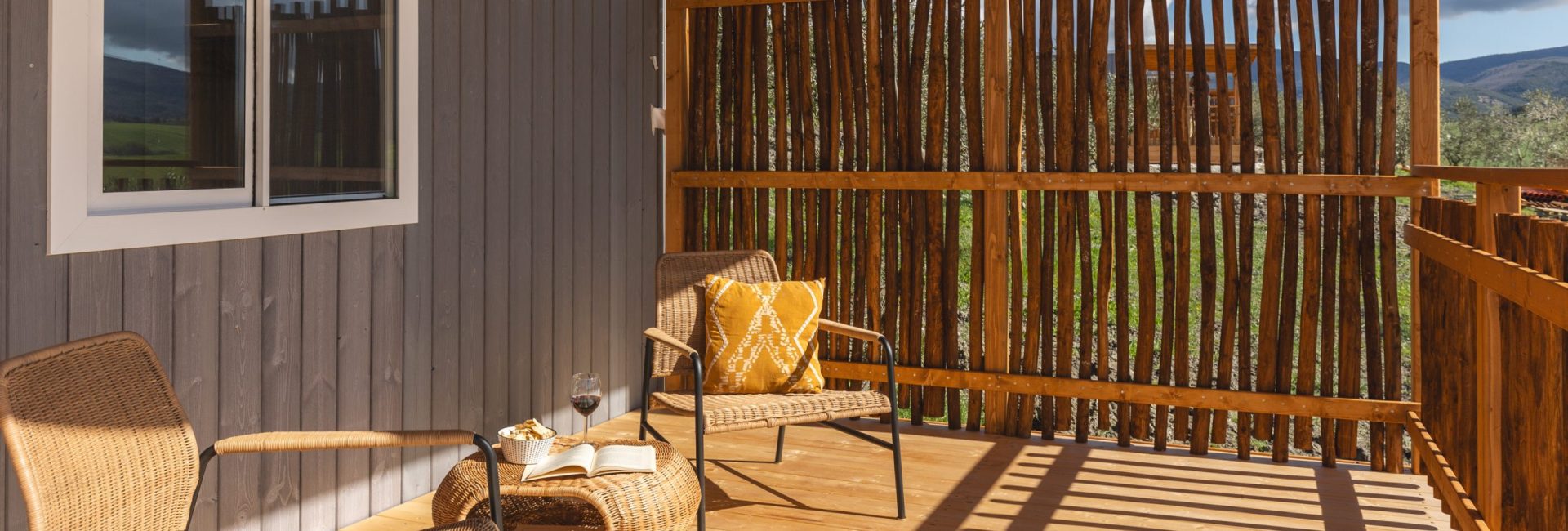 Artemisia Dreamscape with Wooden Hot Tub